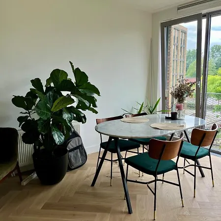 Spacious And Modern Appartement